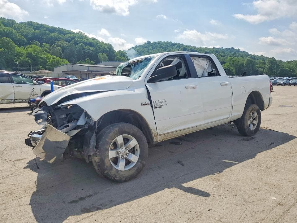 2021 RAM 1500 CLASSIC SLT - 1