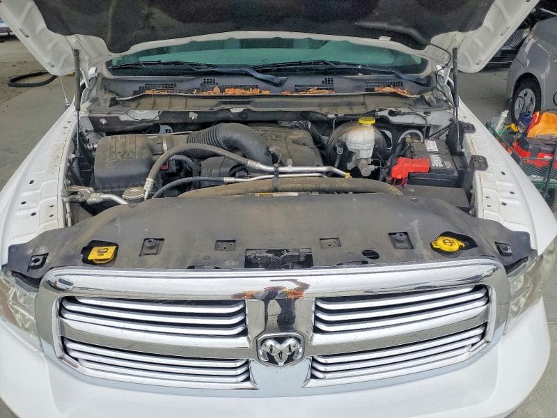 2019 RAM 1500 CLASSIC SLT 11