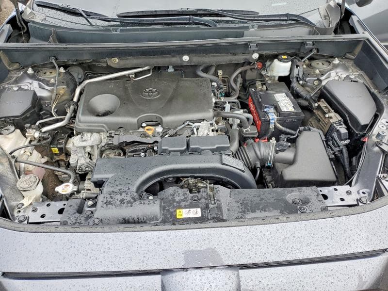 2019 TOYOTA RAV4 LE 12