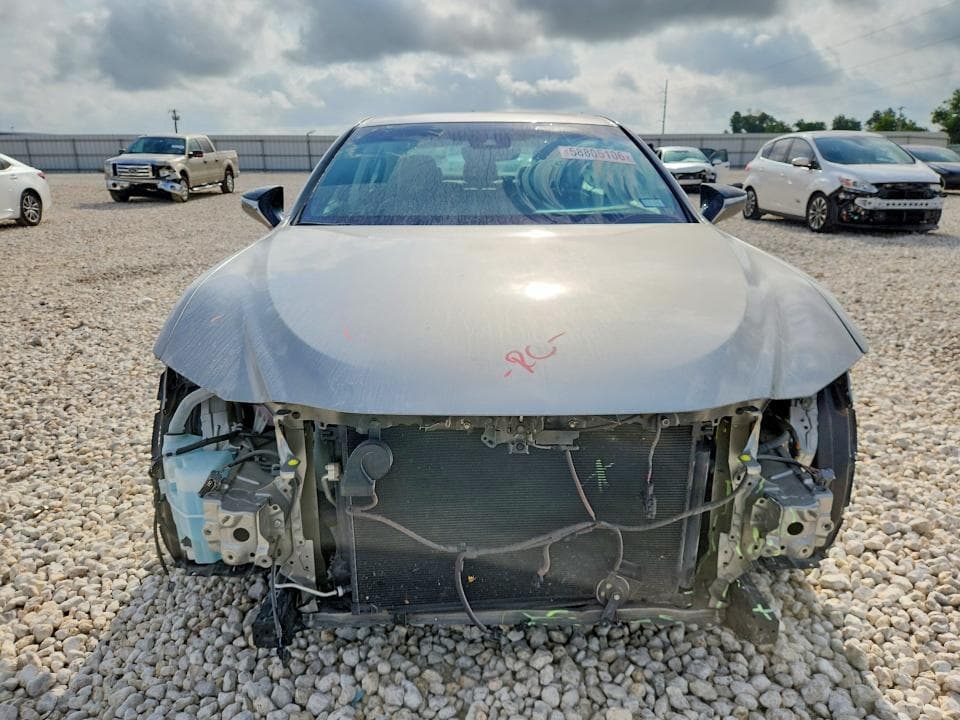 2019 LEXUS ES 350 5