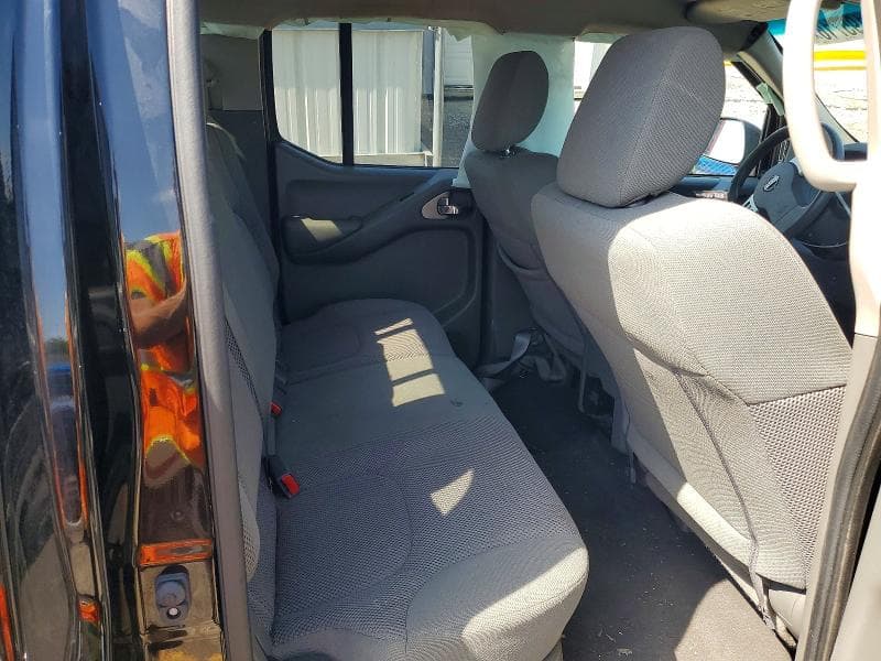 2019 NISSAN FRONTIER SV 10