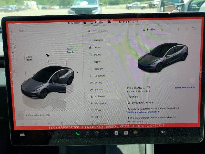 2025 TESLA MODEL 3 9