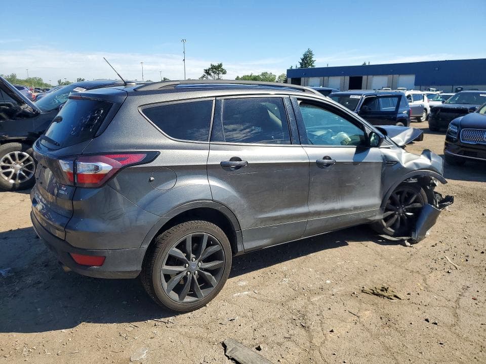 2017 FORD ESCAPE SE 3