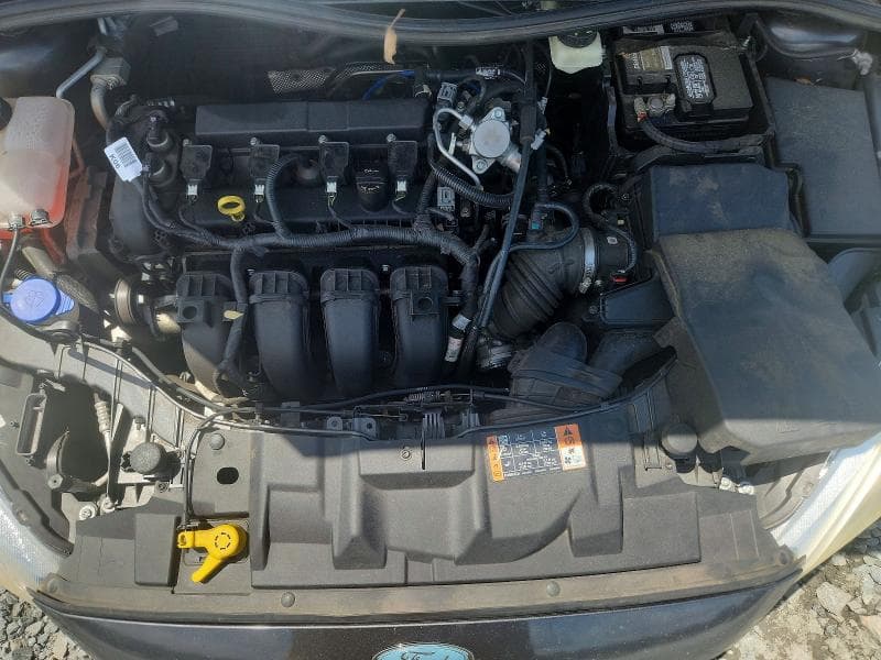 2017 FORD FOCUS SE 11