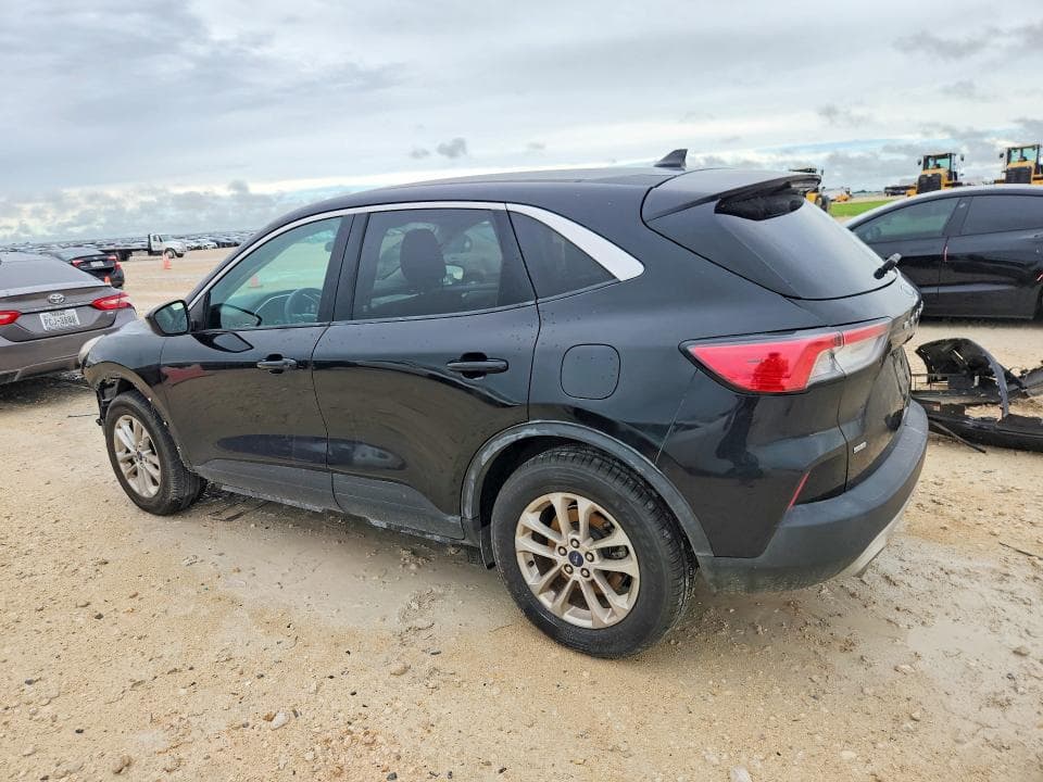 2020 FORD ESCAPE SE 2