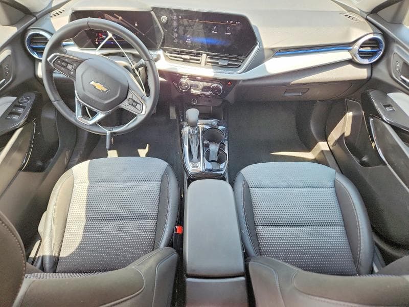 2025 CHEVROLET TRAX 1LT 8