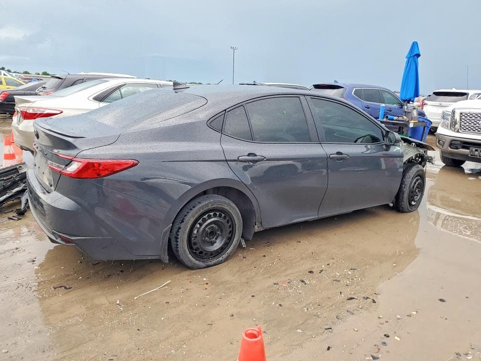 2025 TOYOTA CAMRY SE 3