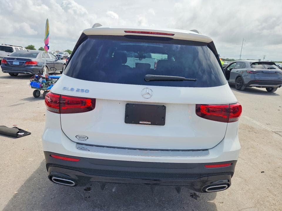 2023 MERCEDES-BENZ GLB 250 250 6