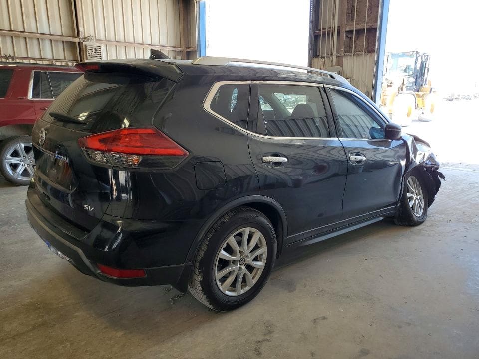 2017 NISSAN ROGUE SV 3