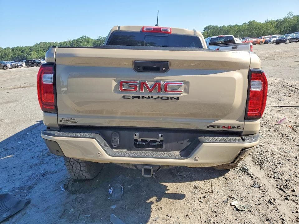 2024 GMC CANYON AT4X 6