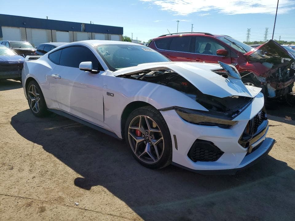 2026 FORD MUSTANG GT 4