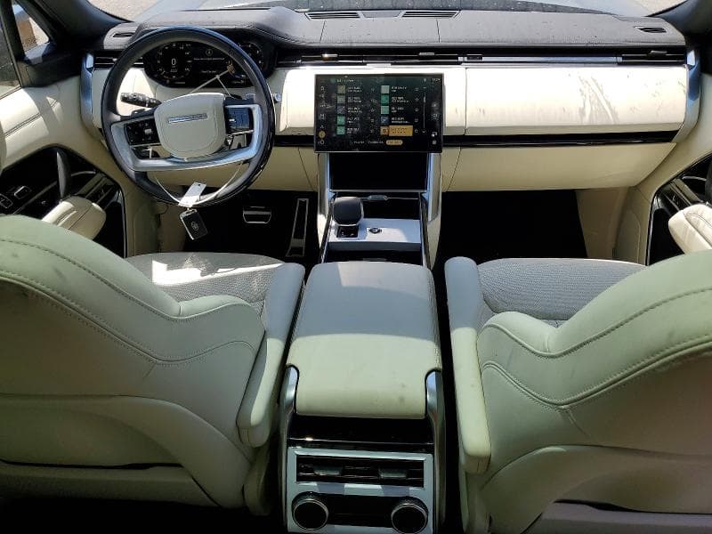2026 LAND ROVER RANGE ROVER SE 8