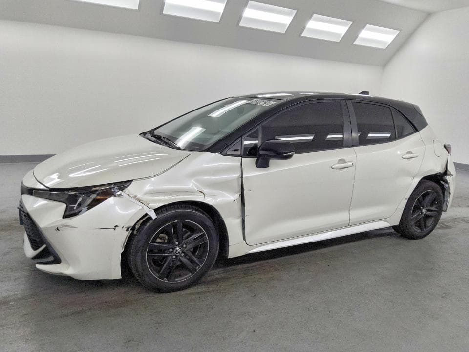 2020 TOYOTA COROLLA HATCHBACK SE - 1
