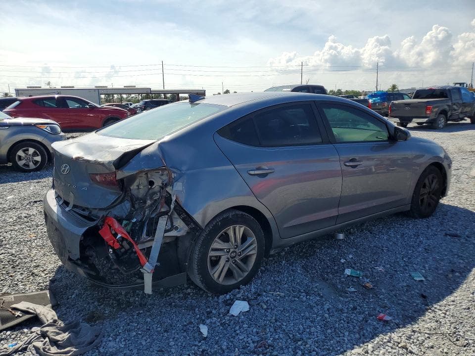 2019 HYUNDAI ELANTRA 3