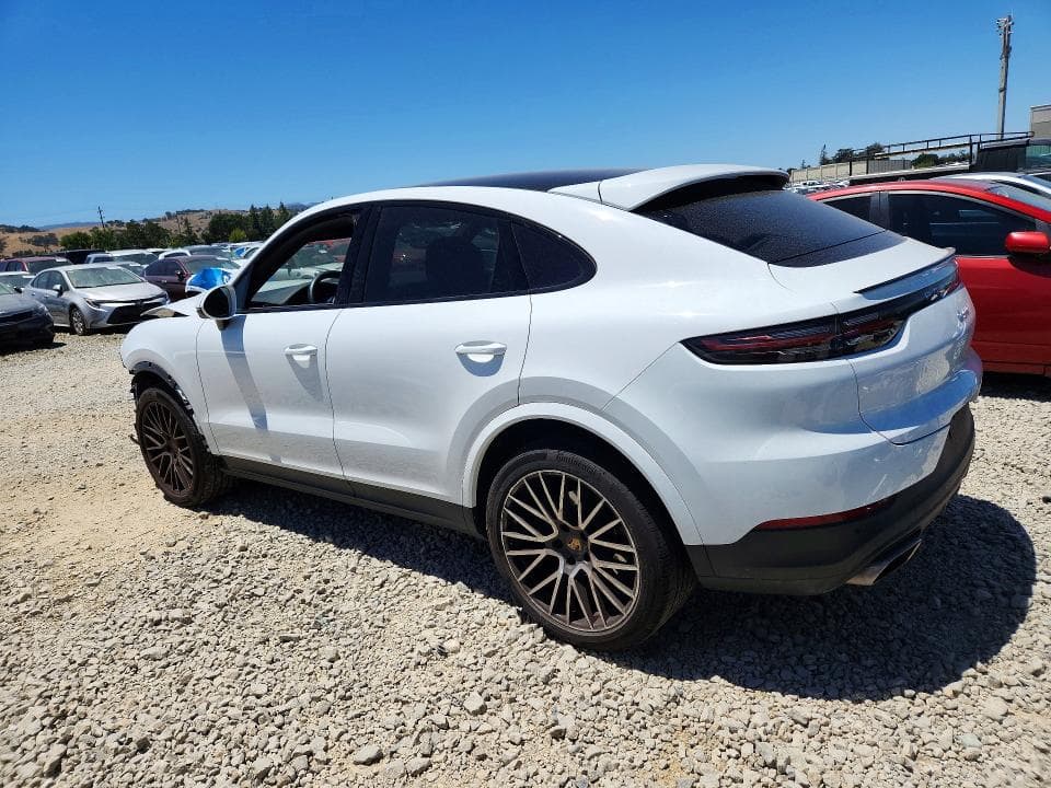 2022 PORSCHE CAYENNE COUPE 2