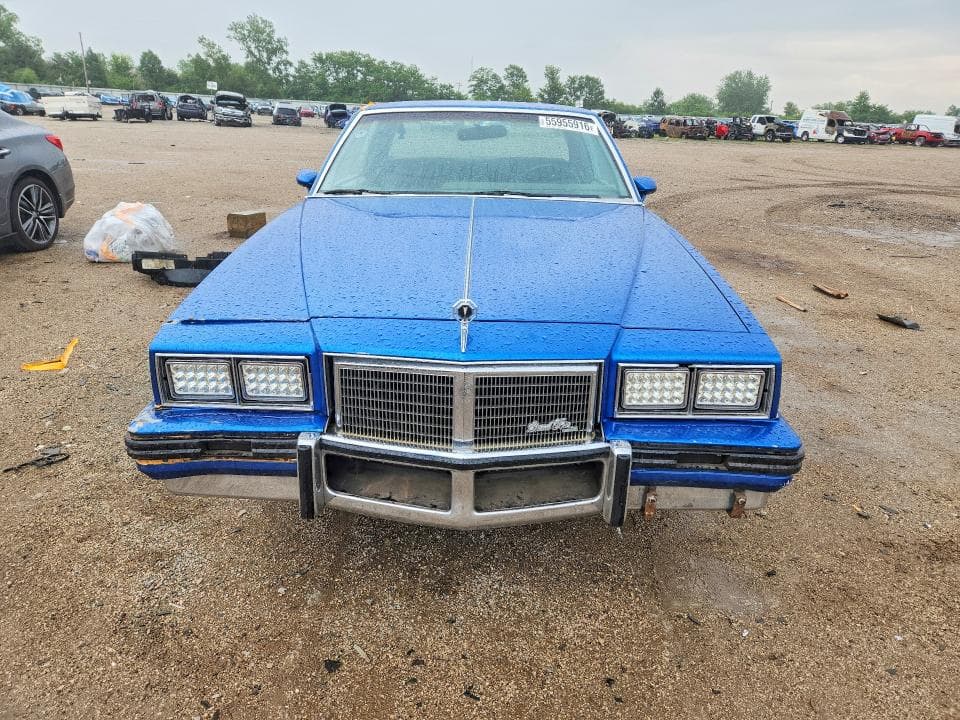 1984 PONTIAC GRAND PRIX LE 5