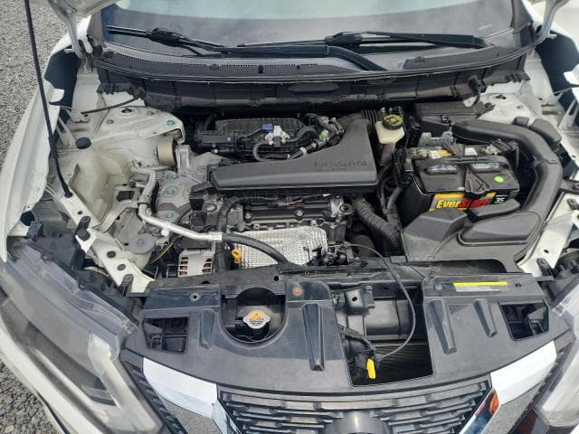 2017 NISSAN ROGUE SV 11