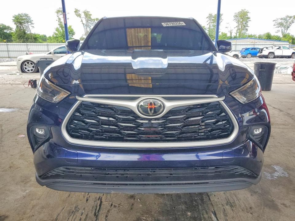 2022 TOYOTA HIGHLANDER LE 5