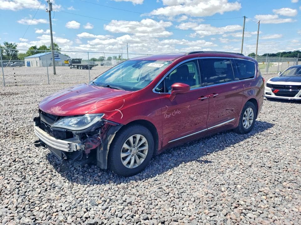 2017 CHRYSLER PACIFICA TOURING L - 1