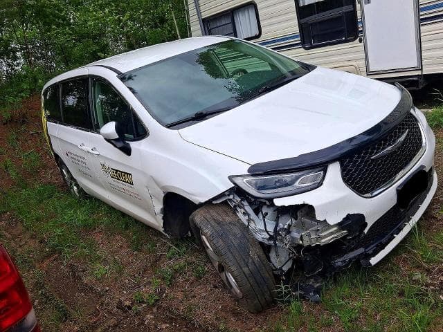 2023 CHRYSLER PACIFICA 4