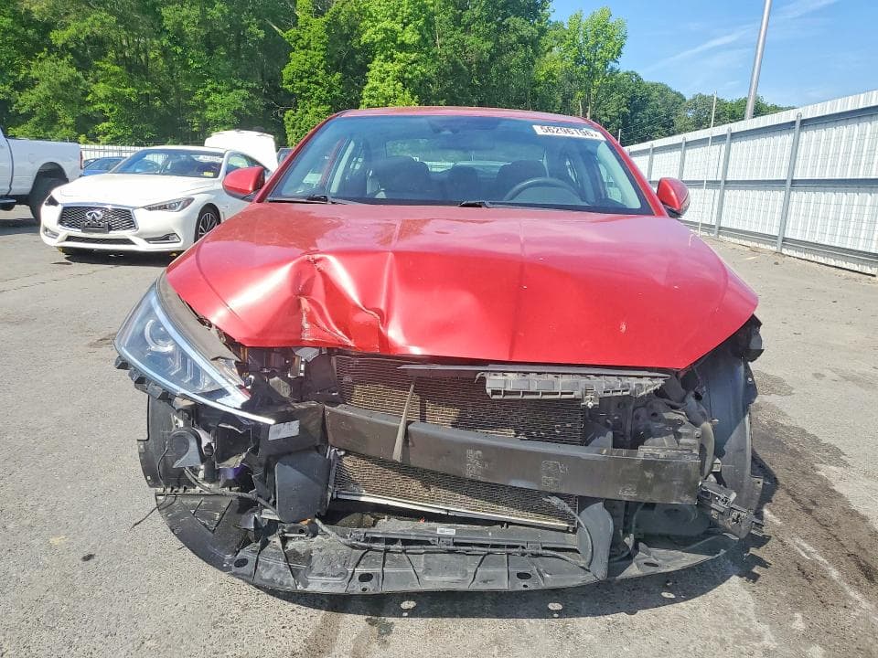 2020 HYUNDAI ELANTRA SE 5