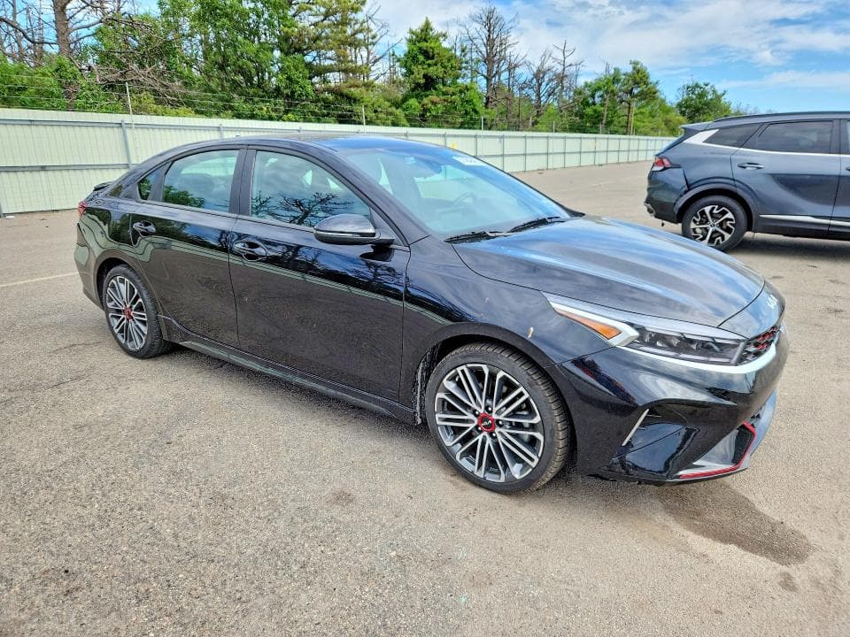 2024 KIA FORTE GT 4