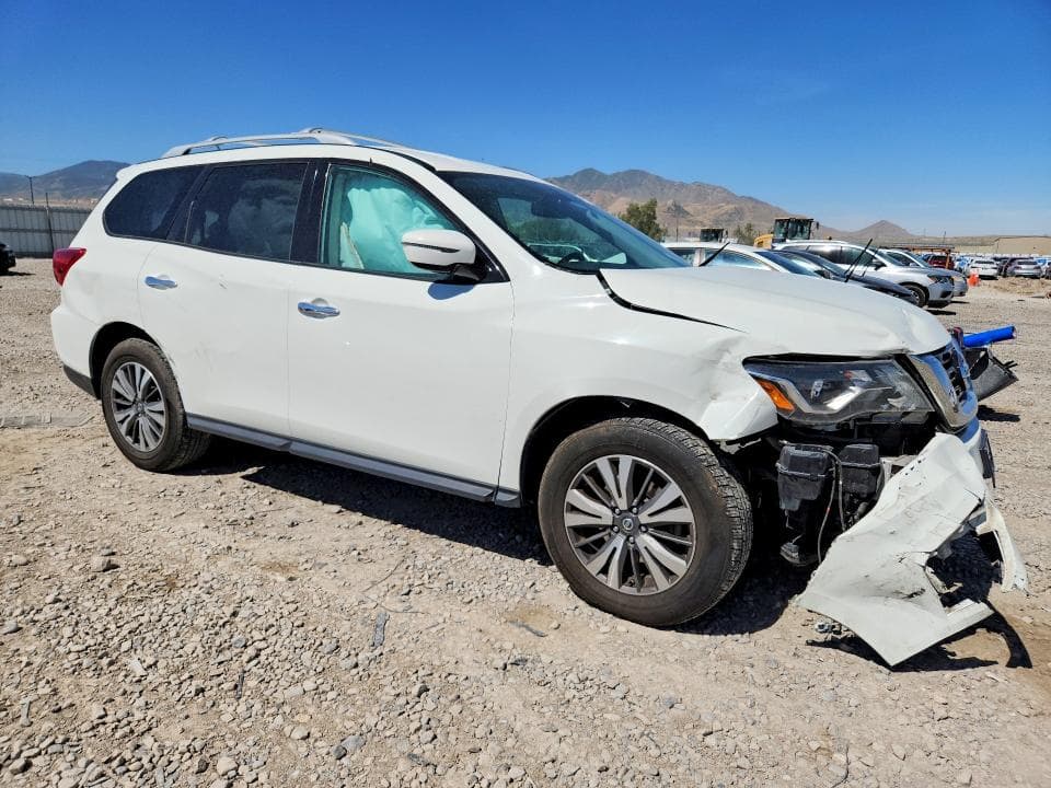 2017 NISSAN PATHFINDER SV 4