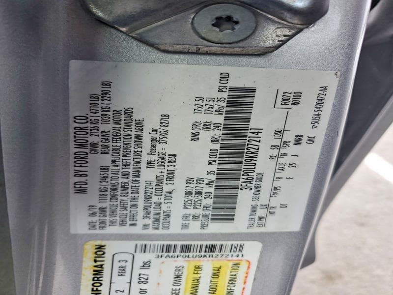 2019 FORD FUSION SE 12