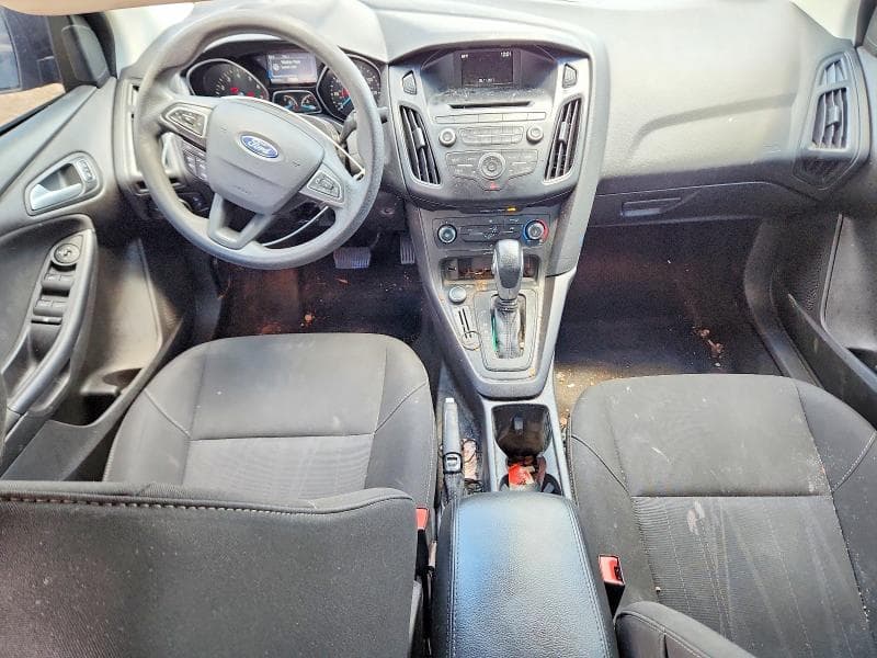 2017 FORD FOCUS SE 8