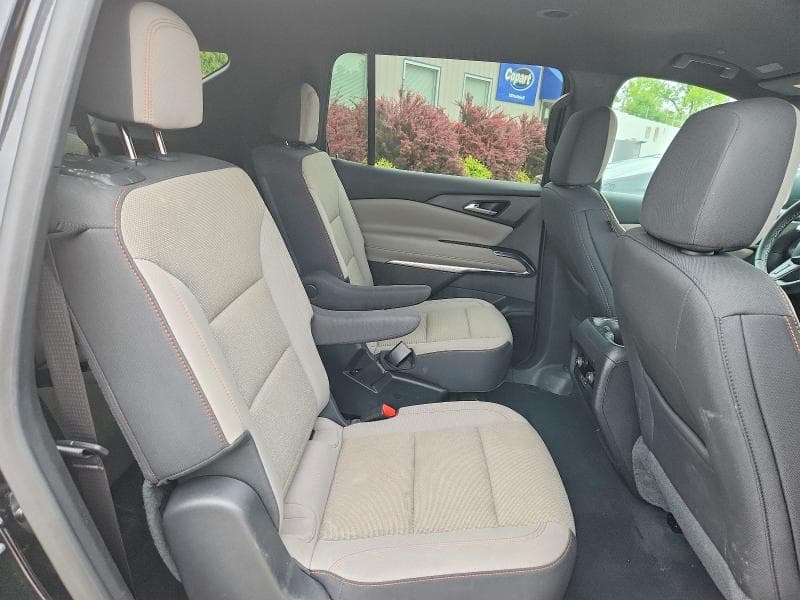 2025 CHEVROLET TRAVERSE LT 11