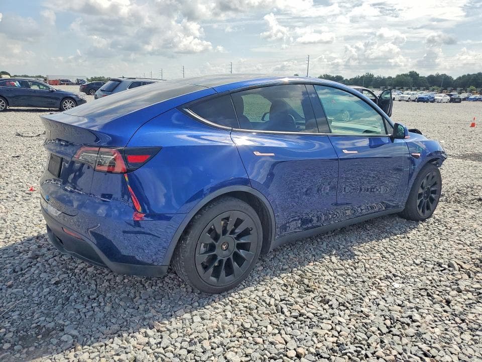 2022 TESLA MODEL Y 3