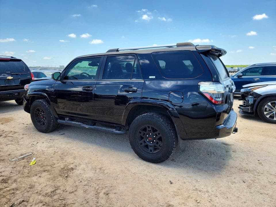 2023 TOYOTA 4RUNNER SR5 2