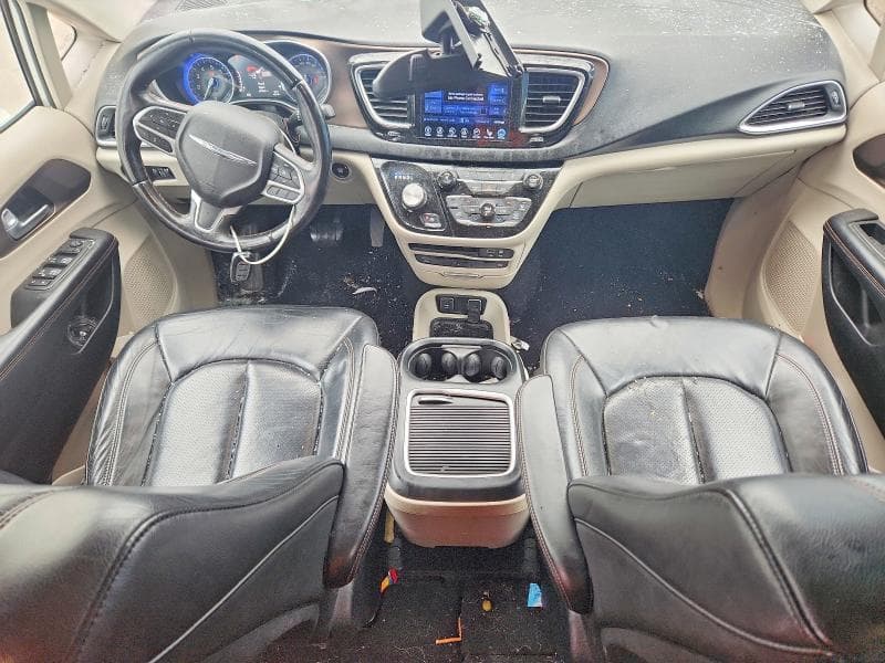 2017 CHRYSLER PACIFICA TOURING L PLUS 8