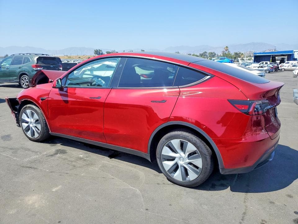 2024 TESLA MODEL Y 2