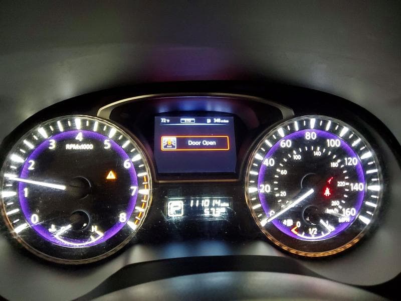 2017 INFINITI Q60 9