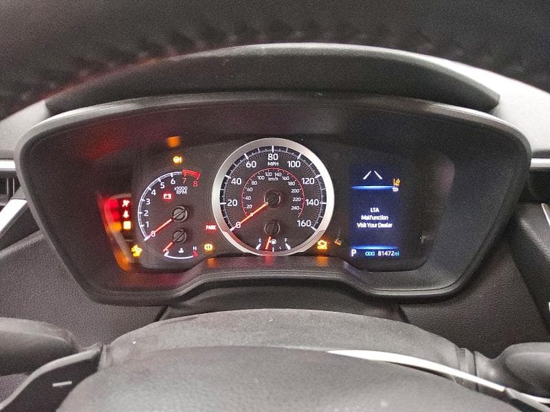 2021 TOYOTA COROLLA SE 9