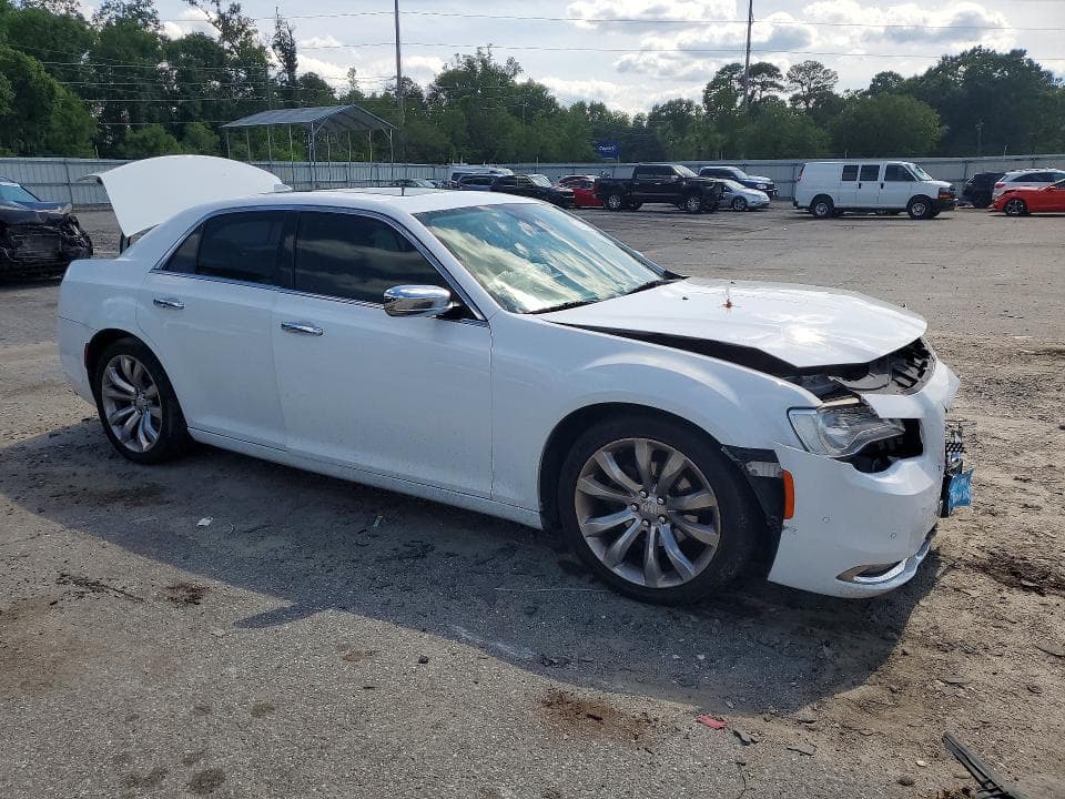 2019 CHRYSLER 300 4