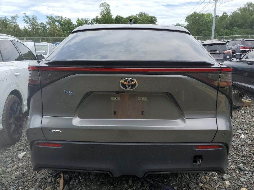 2026 TOYOTA BZ XLE PLUS 6
