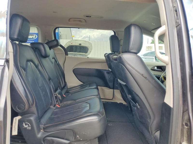 2018 CHRYSLER PACIFICA TOURING L PLUS 11