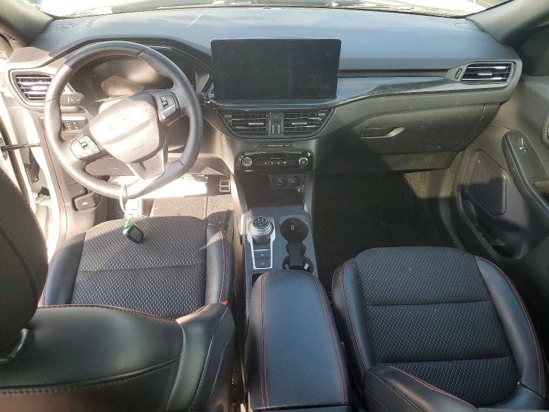 2024 FORD ESCAPE ST LINE 8