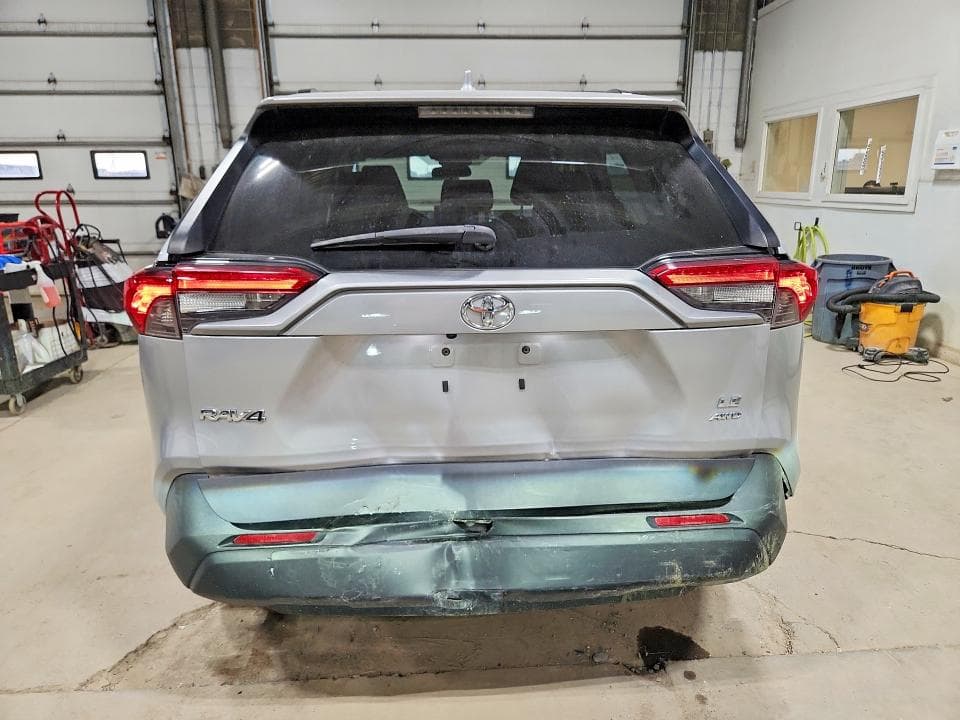 2019 TOYOTA RAV4 LE 6