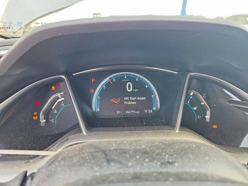 2018 HONDA CIVIC EX 9