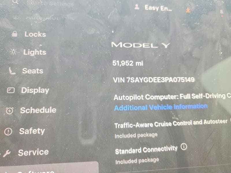 2023 TESLA MODEL Y 9