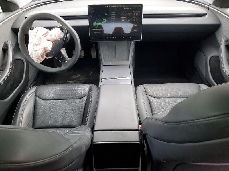 2024 TESLA MODEL 3 8