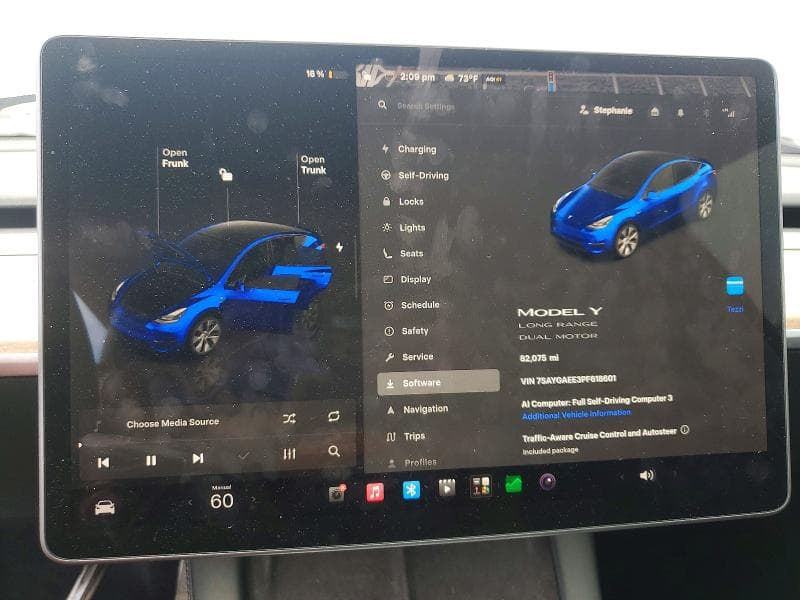 2023 TESLA MODEL Y 9