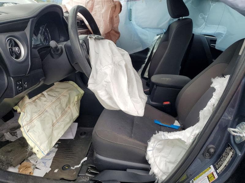 2018 TOYOTA COROLLA LE 7