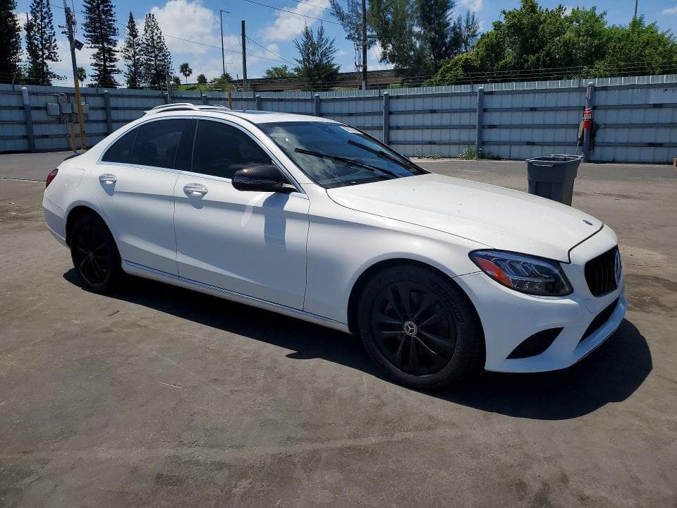 2019 MERCEDES-BENZ C 300 4