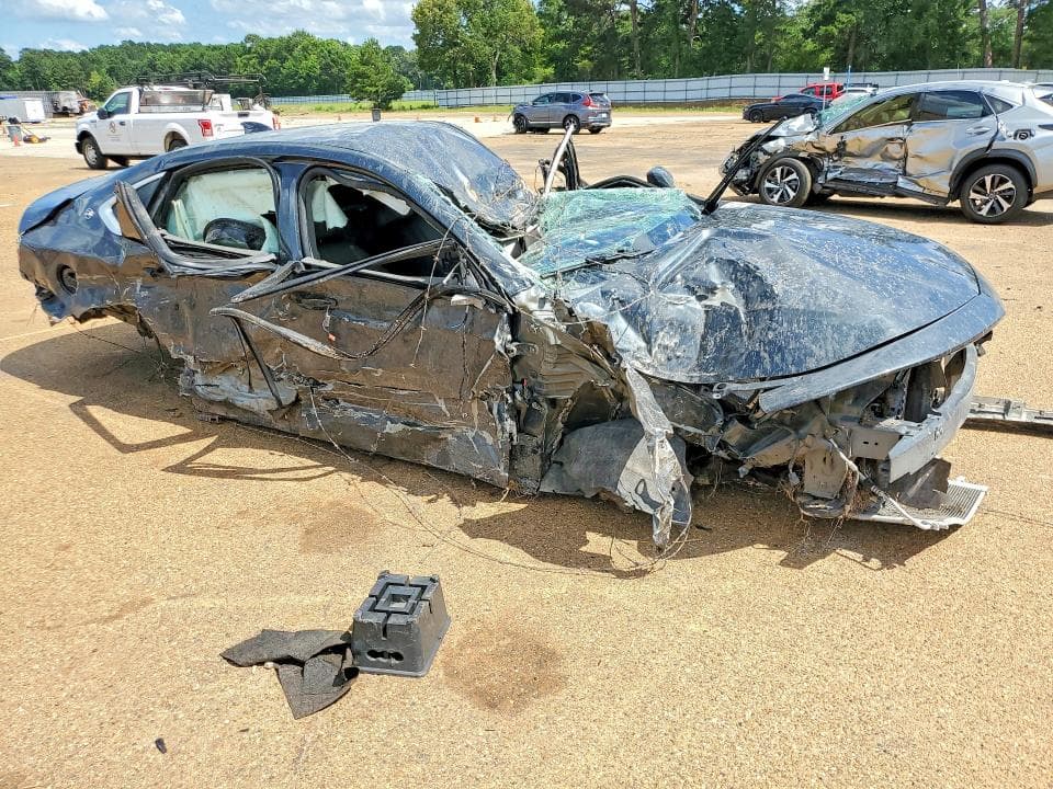 2019 CHEVROLET IMPALA LT 4