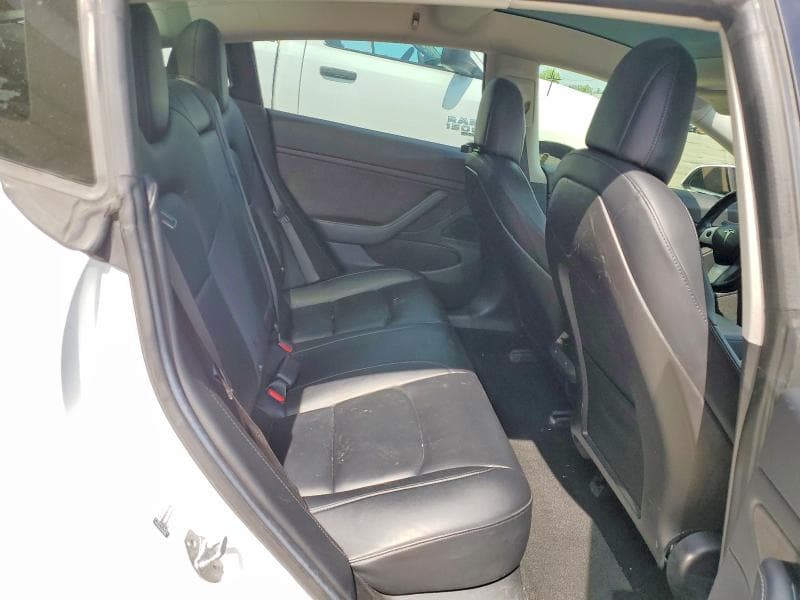 2018 TESLA MODEL 3 11