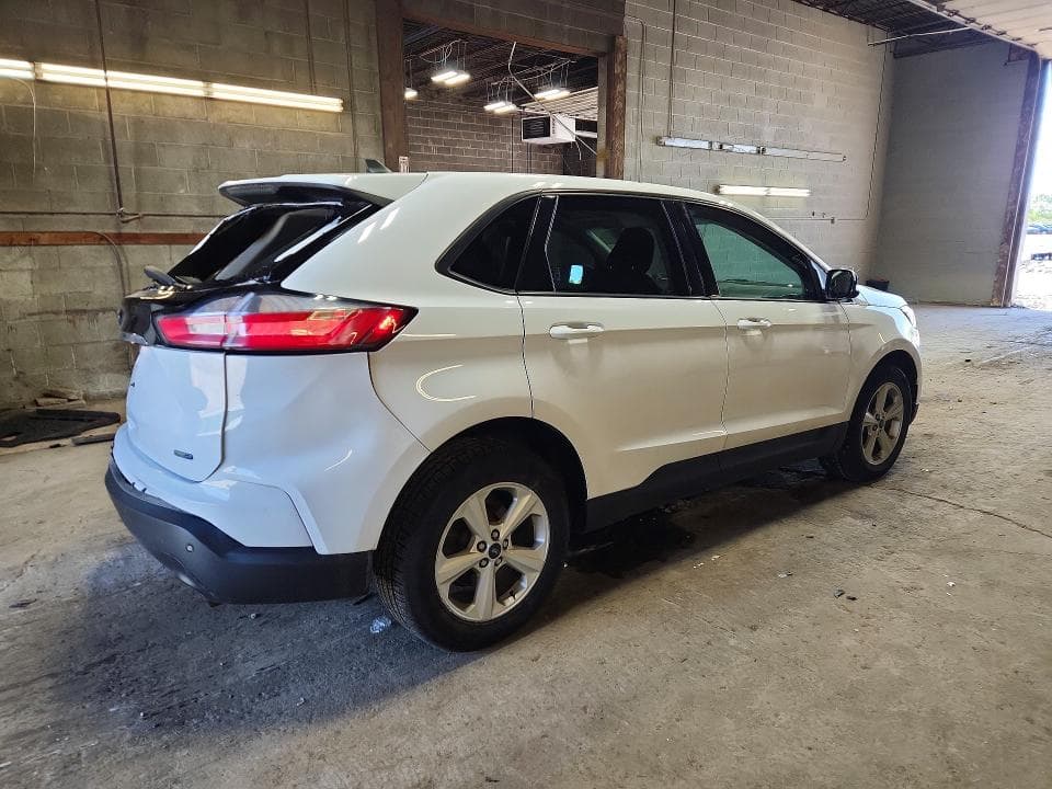 2020 FORD EDGE SE 3